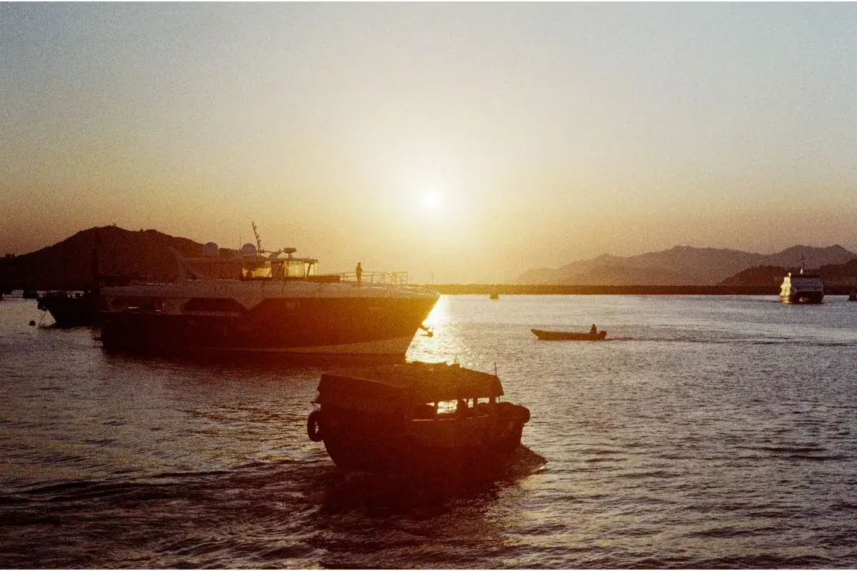 LomoChrome Color 92 Sunkissed 35 mm ISO 400