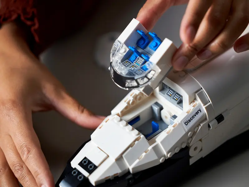 http://sklep650987.shoparena.pl/upload/Produkty/LE10283/lego-nasa-prom-kosmiczny-discovery-1.webp